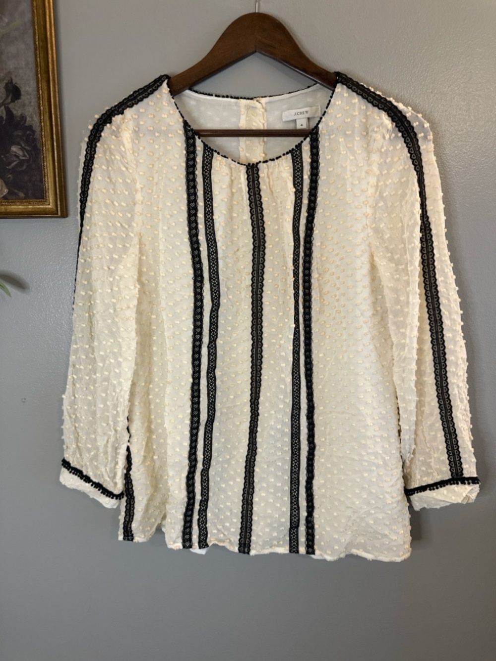 J.Crew Silk Blend Swiss Dot Lace Trim Blouse Cream Black Boho Preppy Top Size 4 - Picture 3 of 6